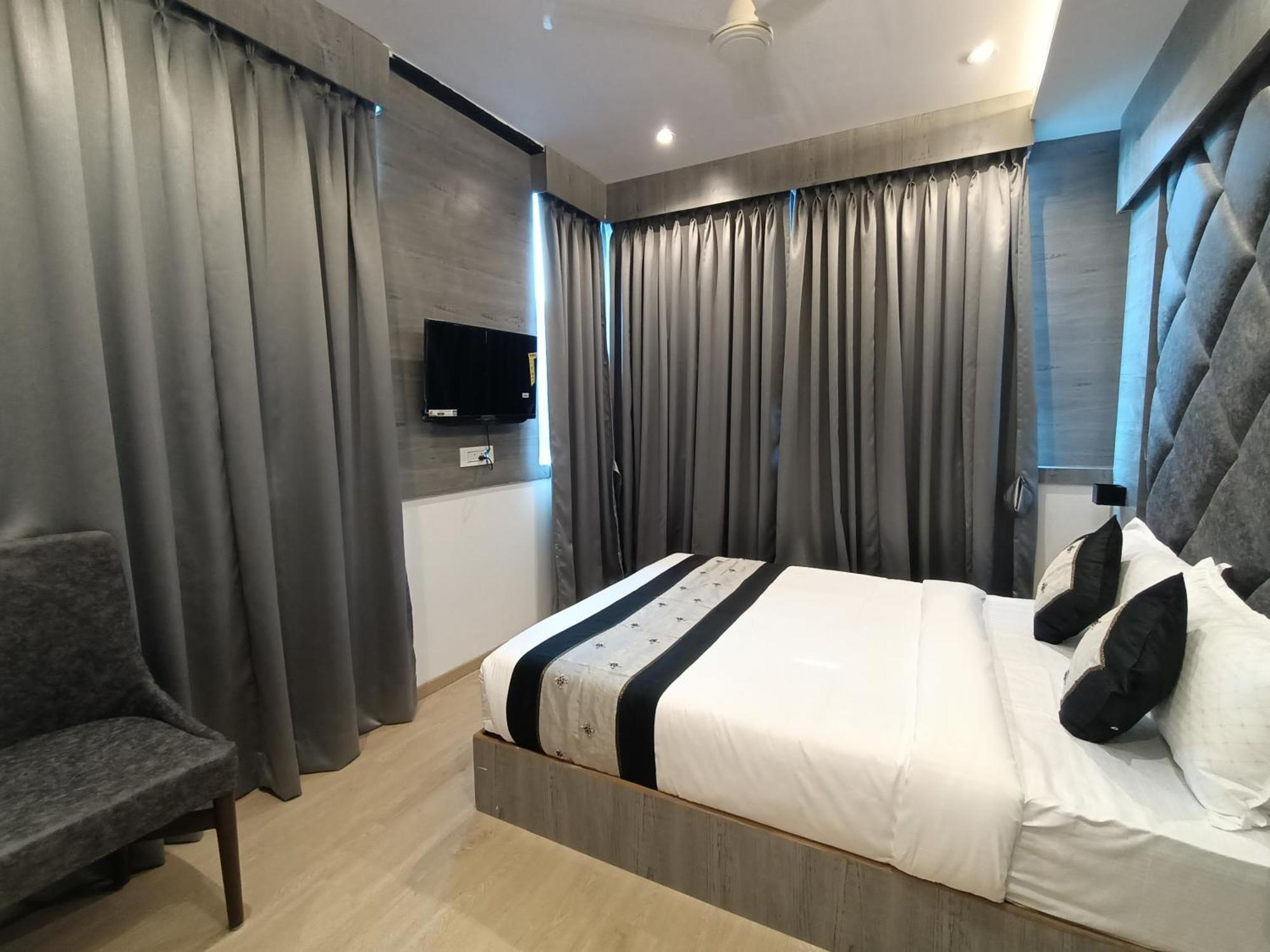 Hotel Beverly Palace Santacruz - Near Bkc - Mumbai Airport T1 Bagian luar foto
