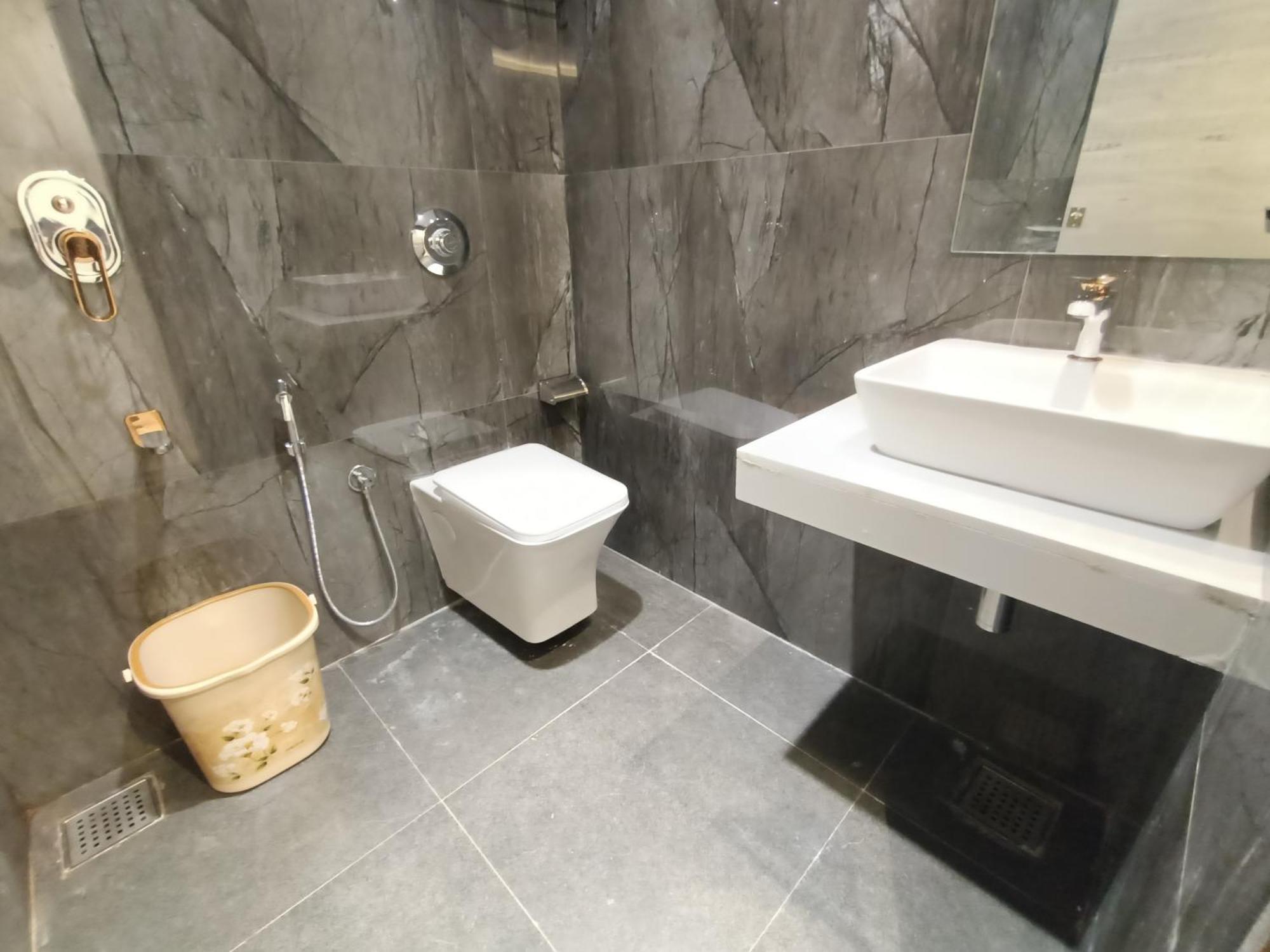 Hotel Beverly Palace Santacruz - Near Bkc - Mumbai Airport T1 Bagian luar foto