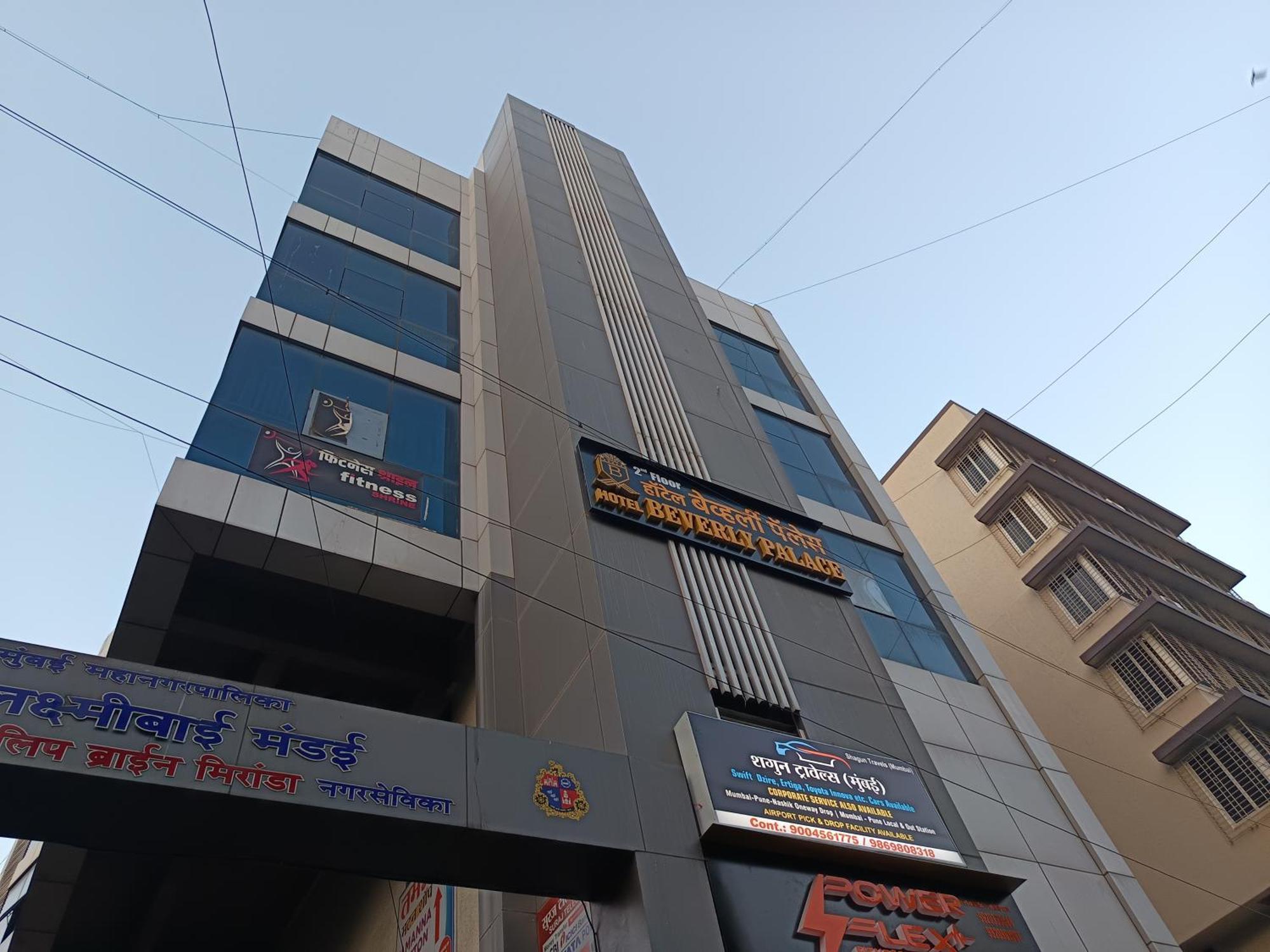 Hotel Beverly Palace Santacruz - Near Bkc - Mumbai Airport T1 Bagian luar foto